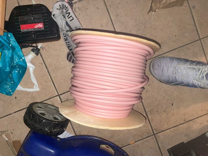 Electric icd cable 13 kg each