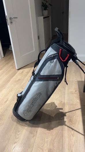 Taylormade R7 Irons and Taylormade stand Bag