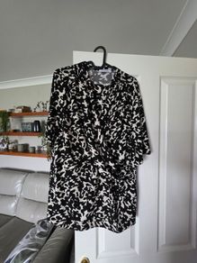 David Nieper suit size 22
