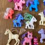 Bundle of 25 Kids Pony Toys / Figures Image 2
