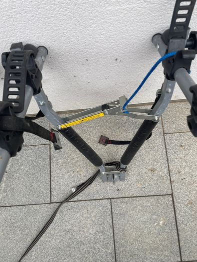 2 Bicycle towbar carrier