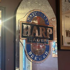 Harp mirror