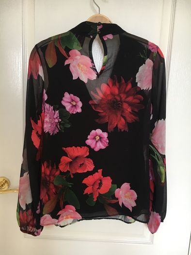 Floral long sleeve top