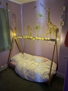 Toddler bed