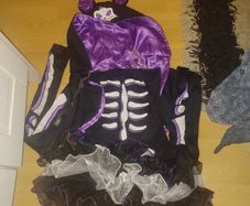 costume