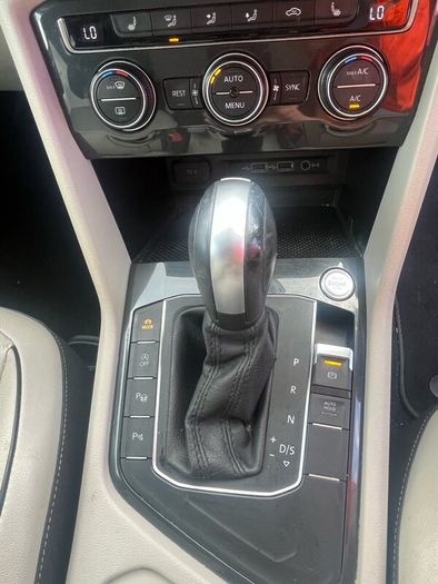 Volkswagen Tiguan R-line 2.0L 150HP
