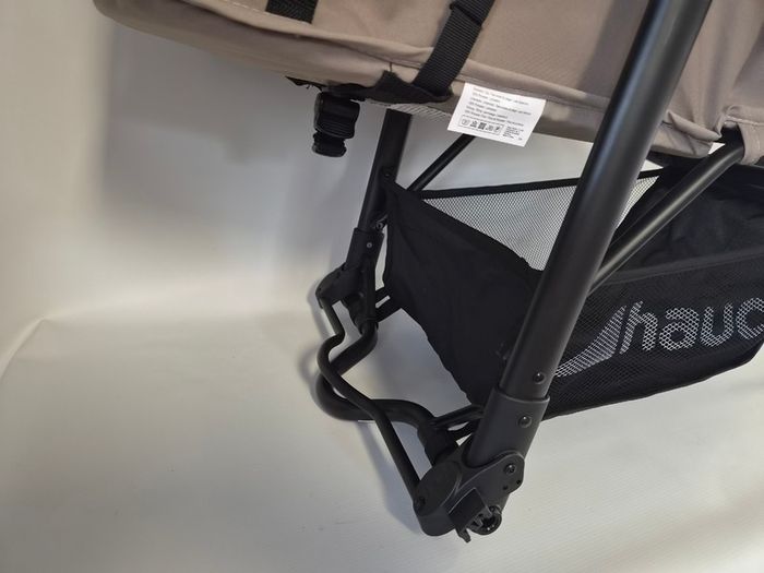 Hauck Runner Olive - Black -Robust Tricycle Buggy with Pneumatic Wheels