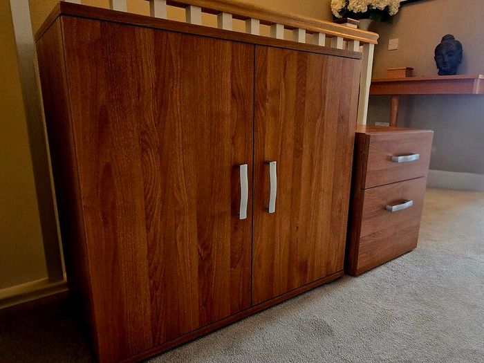 2-Piece Office Furniture Set