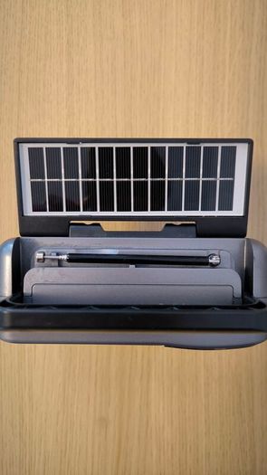 4-Band Portable Radio