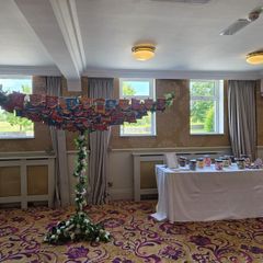 Wedding Crisps Wall / Tree / Line