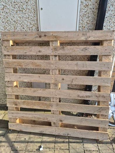 Wooden Pallet free