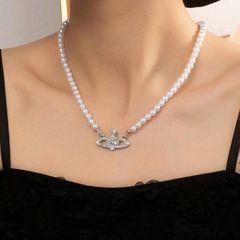 Planet Shaped pearl necklace