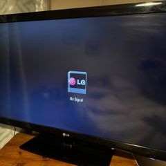 LG TV 42 inch
