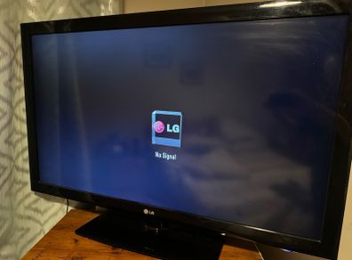 LG TV 42 inch