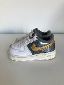 Nike Air Force 1 trainers, junior 5.5/eur 22