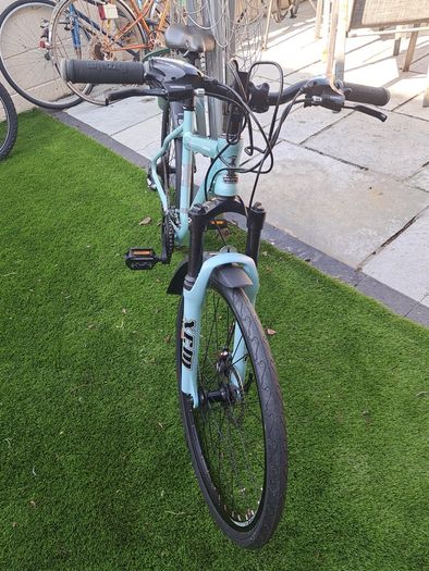 Ladies Raleigh Urban All terrain bike