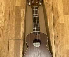 Ukulele mahogany guitar