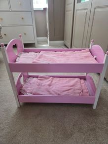 Dolls bed
