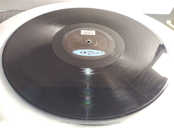 Z100 - Testa Don't Stop - Next Records - Italian Pressing - Early 90s House Classic!