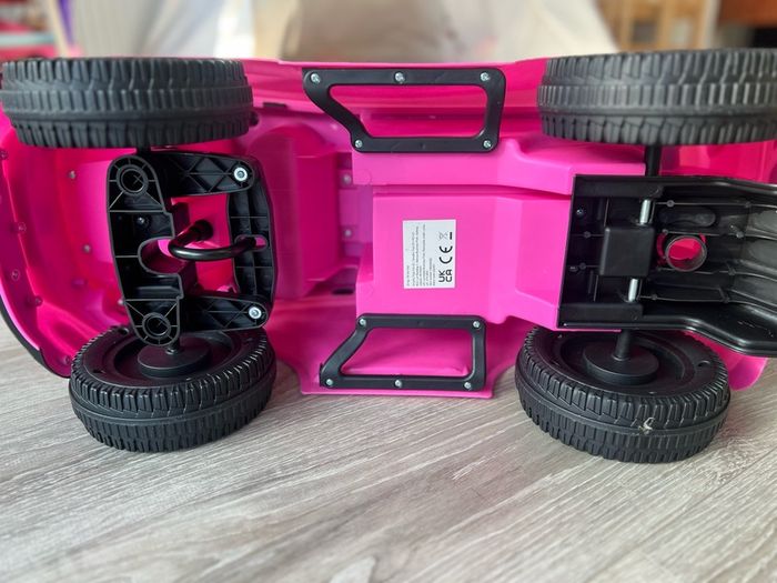 Stylish Pink VW T-Roc Ride-On Car