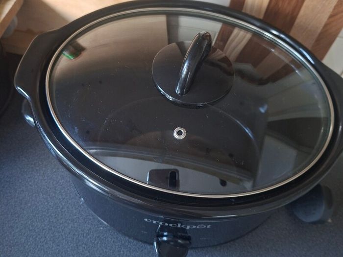 Crockpot - slow cooker