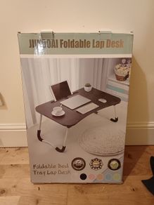 Foldable lap table