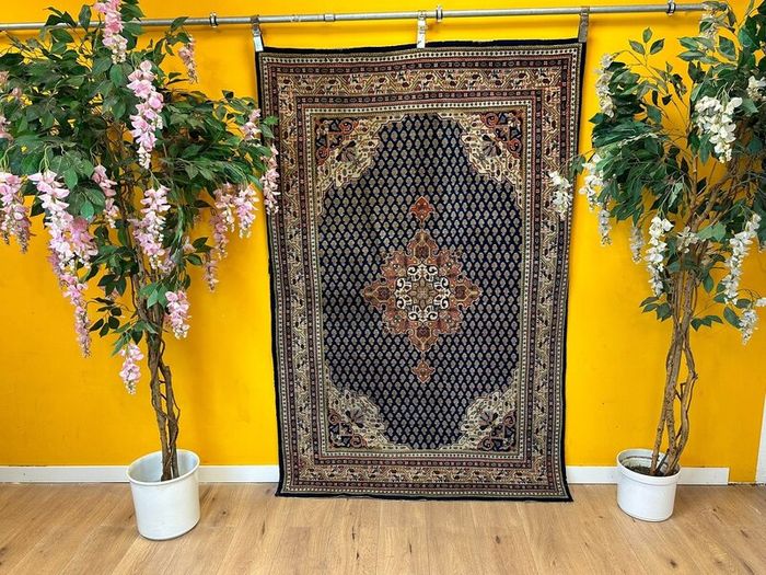P.ersian Rug Blue Sarok ( 200 x 131cm) (SASml)