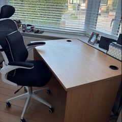 desk