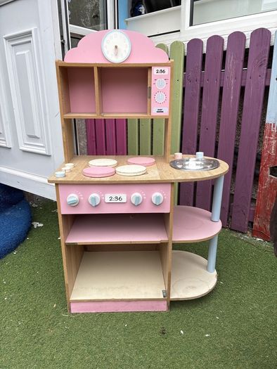 toy kitchen