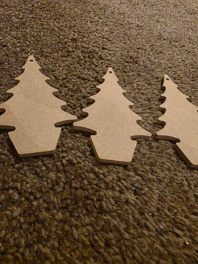 wooden xmas tree