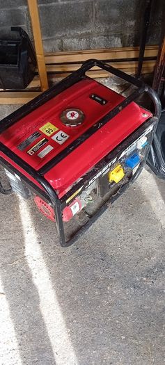 Petrol generator