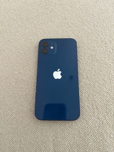 iPhone 12 (navy)
