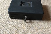 Large Cash Box with Key