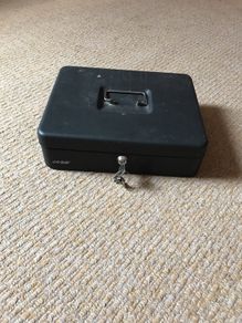Large Cash Box with Key