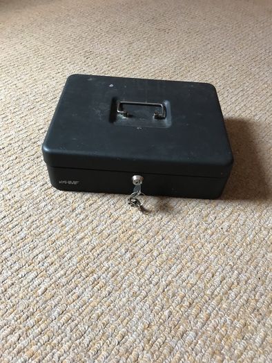 Large Cash Box with Key
