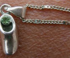 18K white Gold Plated Pendant and Chain 3,4g