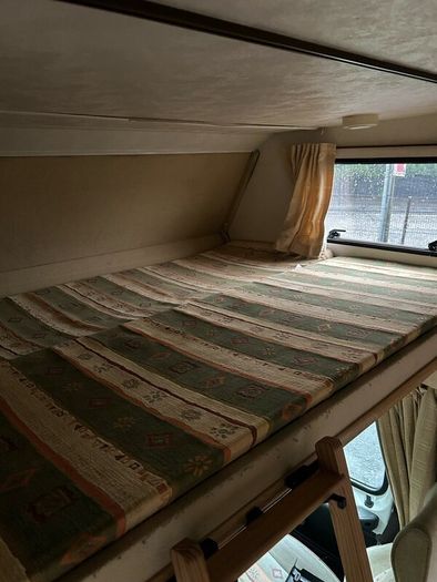 NI 2002 Autoquest 100 2.3 TD 4-Berth