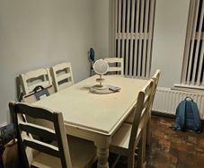 kitchen table and chairs