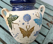 Wall flower pot