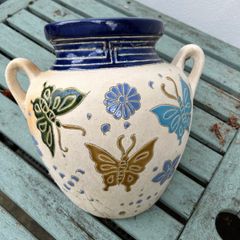 Wall flower pot