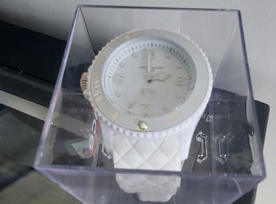 Ladies watch