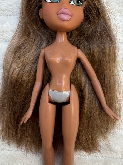 Bratz Girlfriendz Night Out Dance Disco Fianna Doll Nude Used Please see photos