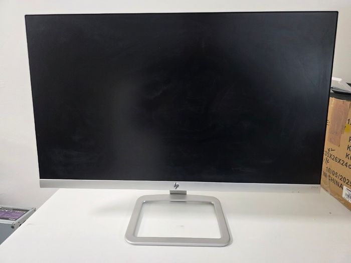 HP 24ea 23.8-inch IPS Full HD monitor