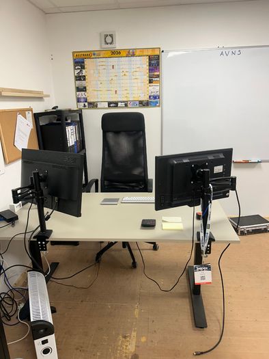 Complete Home Office Setup - Large Desk Chair and Monitor