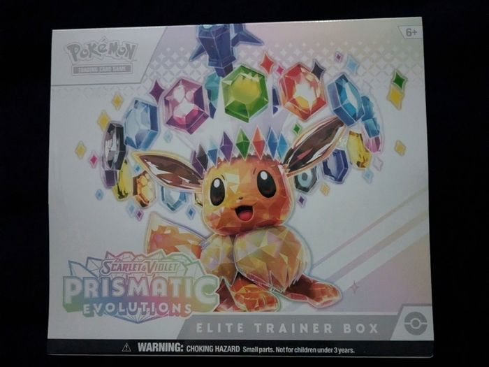 Pokemon Prismatic Evolution Elite Trainer Box