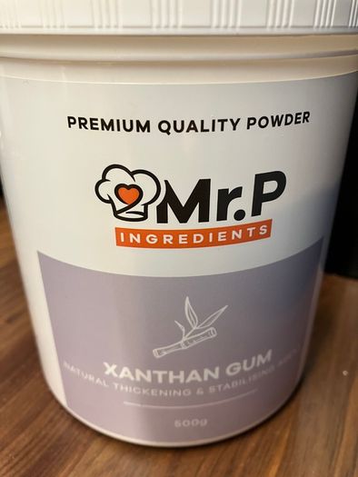 Xanthan gum powder