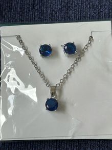 Effy necklace and earrings set