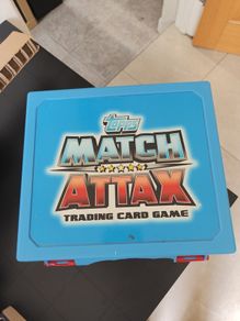 850 Match Attax cards and carry box
