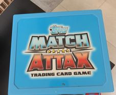 850 Match Attax cards and carry box