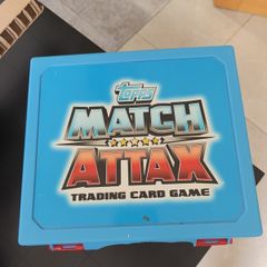 850 Match Attax cards and carry box